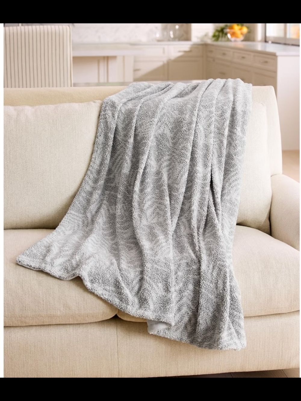 Tommy Bahama Reversable Throw Blanket